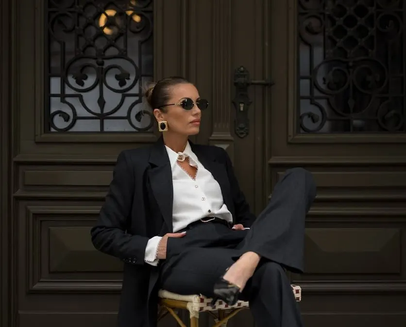 Power dressing: як сучасні бренди переосмислюють діловий стиль 80-х