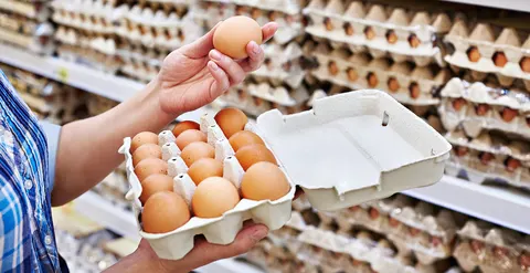Ціни на яйця в Україні впали майже на 20% за рік