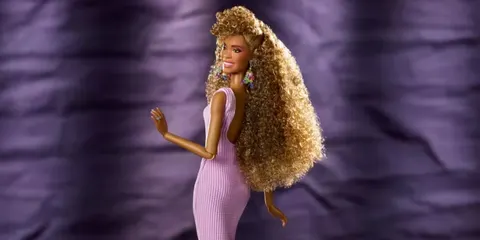 Mattel випустила ляльку Барбі, присвячену Вітні Г'юстон