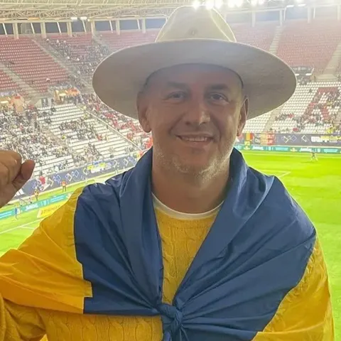 Потап відповів на скандал через російську мову та петицію про звання