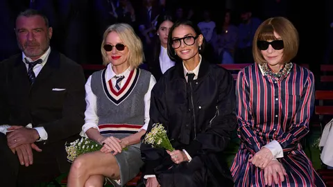 Демі Мур, Наомі Воттс і Лієв Шрайбер на показі Thom Browne у Нью-Йорку