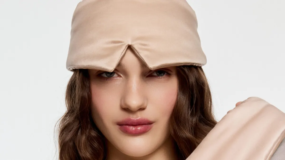 Шовкова маска Pure Silk³ Mask: три шари турботи для сну й відпочинку