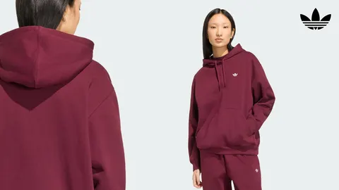 Реклама худі adidas: що насправді стоїть за колекцією бренду