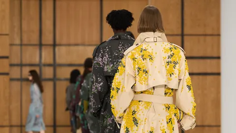 Burberry відсвяткував 170 років тренчу колекцією весна-літо 2027