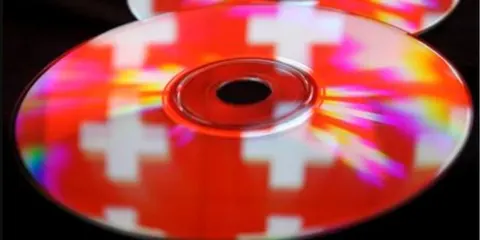 Повернення CD: чому молодь обирає диски замість стрімінгу